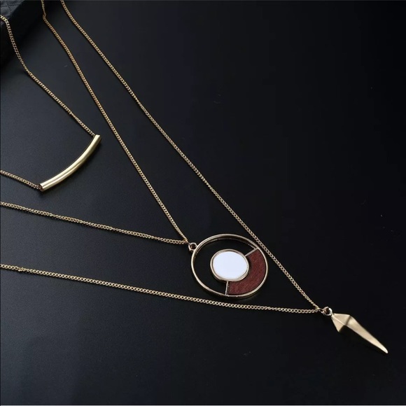 Jewelry - 👍🏽Layered Necklace👍🏽